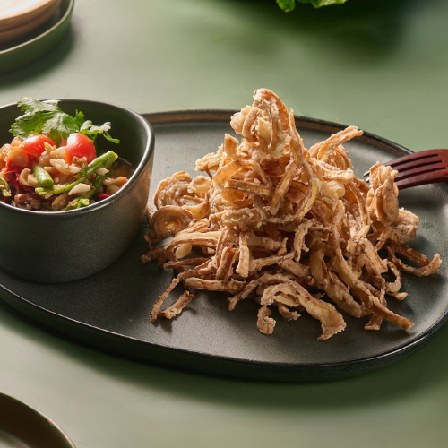 Spicy crispy banana blossom salad