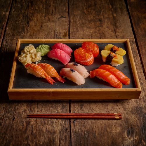 Nigiri Premium Set.